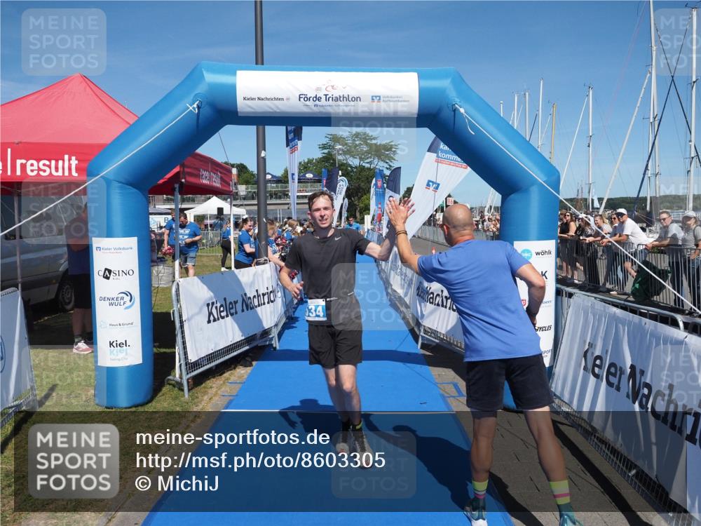 17.08.2025 - KN Förde Triathlon 2025 MichiJ http://msf.ph/oto/8603305 17.08.2025 14:15:19 Laufen 492, 534 meine-sportfotos.de