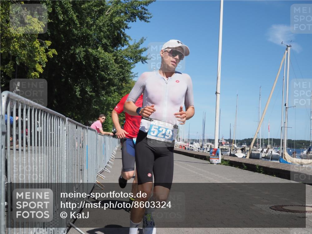 17.08.2025 - KN Förde Triathlon 2025 KatJ http://msf.ph/oto/8603324 17.08.2025 13:45:44 Laufen 397, 443, 529, 533, 535 meine-sportfotos.de