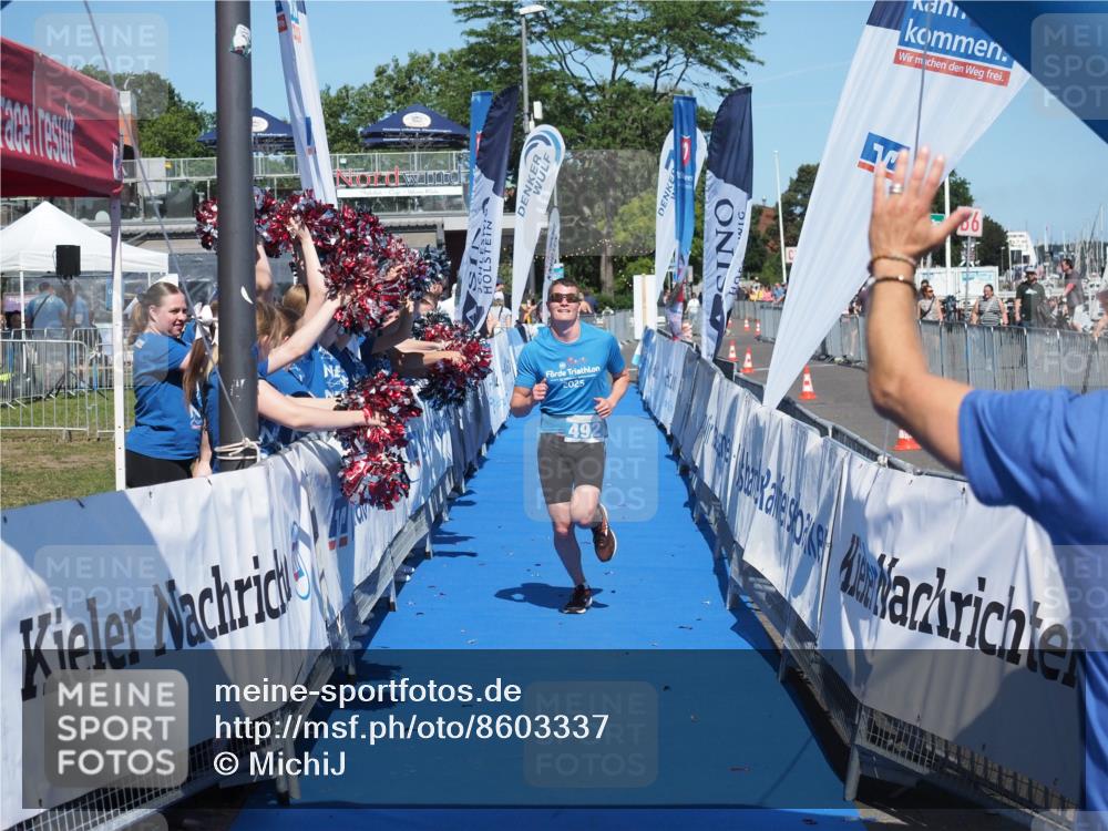 17.08.2025 - KN Förde Triathlon 2025 MichiJ http://msf.ph/oto/8603337 17.08.2025 14:15:21 Laufen 492, 534 meine-sportfotos.de