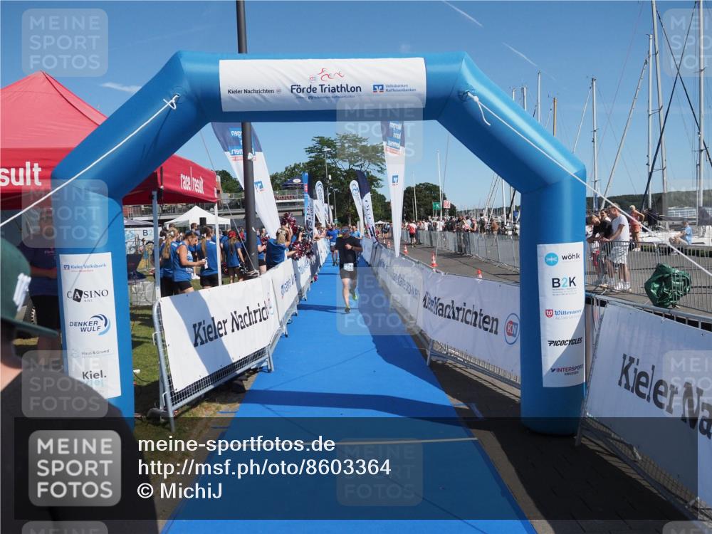 17.08.2025 - KN Förde Triathlon 2025 MichiJ http://msf.ph/oto/8603364 17.08.2025 12:20:18 Laufen 339, 364, 625 meine-sportfotos.de