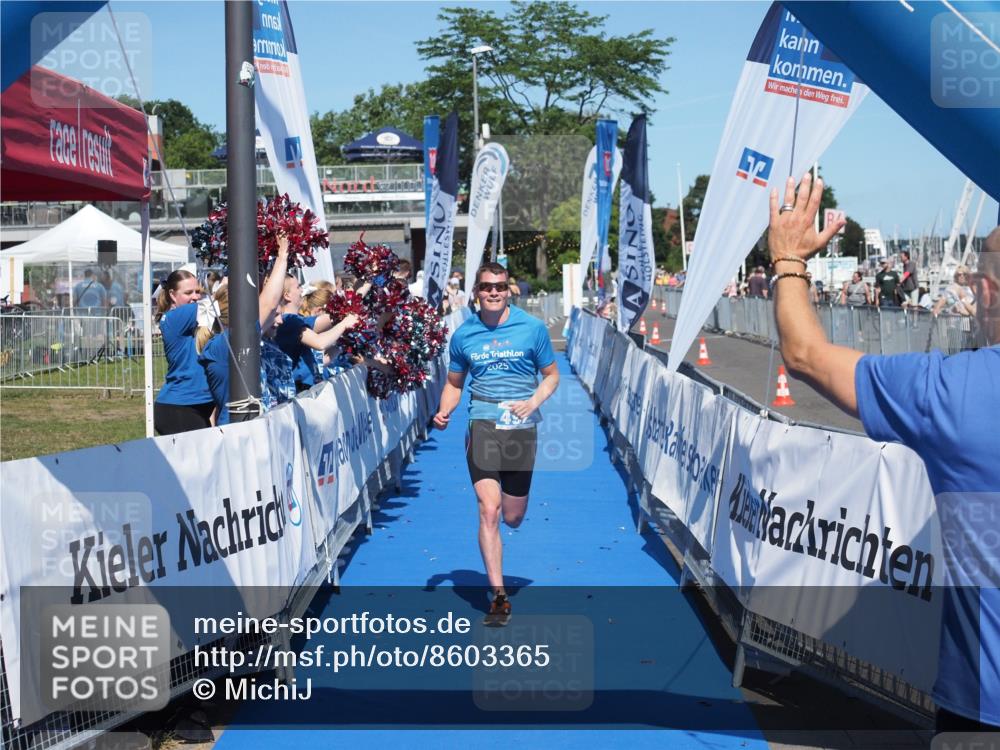 17.08.2025 - KN Förde Triathlon 2025 MichiJ http://msf.ph/oto/8603365 17.08.2025 14:15:22 Laufen 492, 534 meine-sportfotos.de