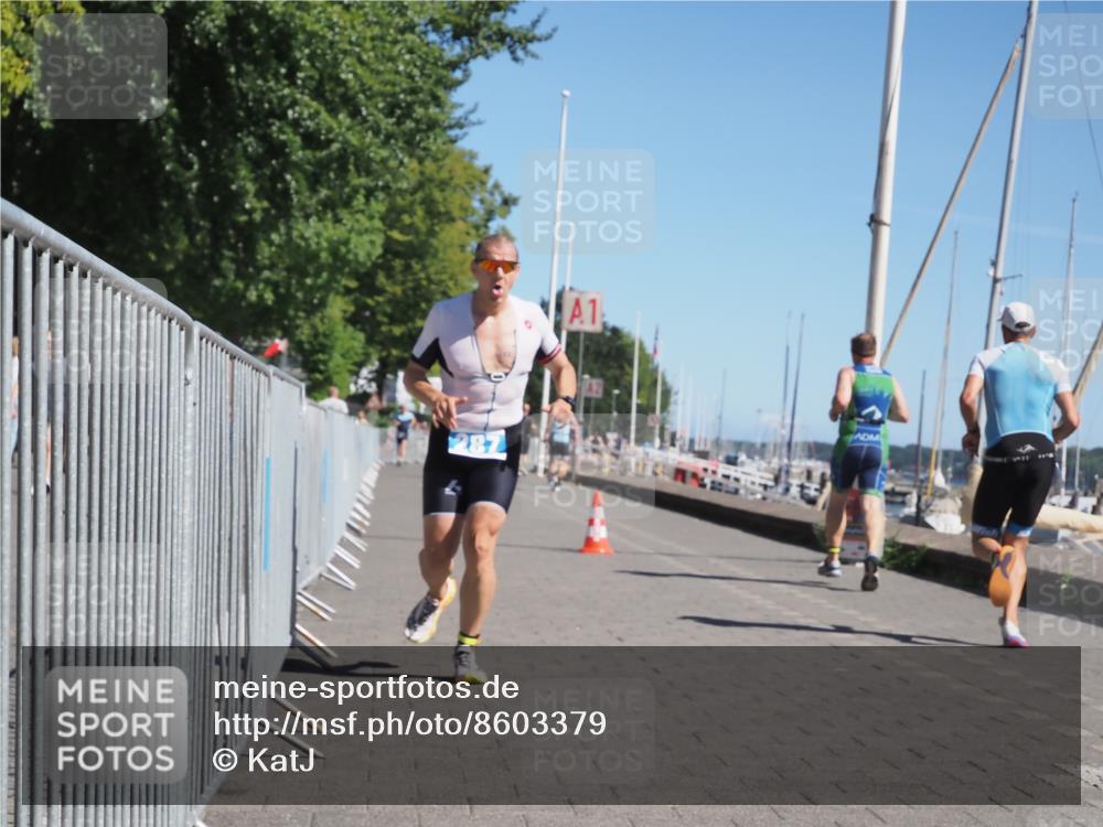 17.08.2025 - KN Förde Triathlon 2025 KatJ http://msf.ph/oto/8603379 17.08.2025 11:56:12 Laufen 287, 330 meine-sportfotos.de