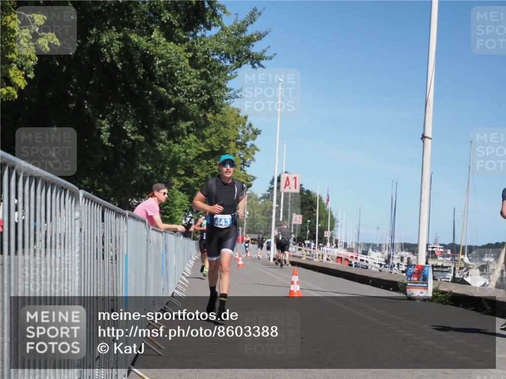 17.08.2025 - KN Förde Triathlon 2025 KatJ http://msf.ph/oto/8603388 17.08.2025 13:45:47 Laufen 397, 443, 457, 533 meine-sportfotos.de