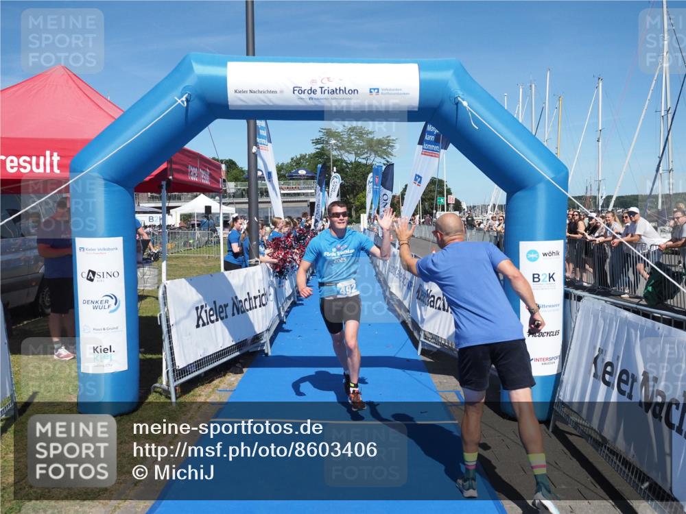 17.08.2025 - KN Förde Triathlon 2025 MichiJ http://msf.ph/oto/8603406 17.08.2025 14:15:23 Laufen 492, 534 meine-sportfotos.de