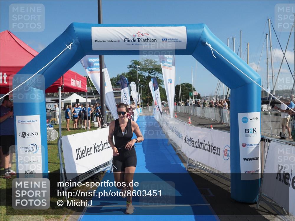 17.08.2025 - KN Förde Triathlon 2025 MichiJ http://msf.ph/oto/8603451 17.08.2025 10:55:26 Laufen 248 meine-sportfotos.de