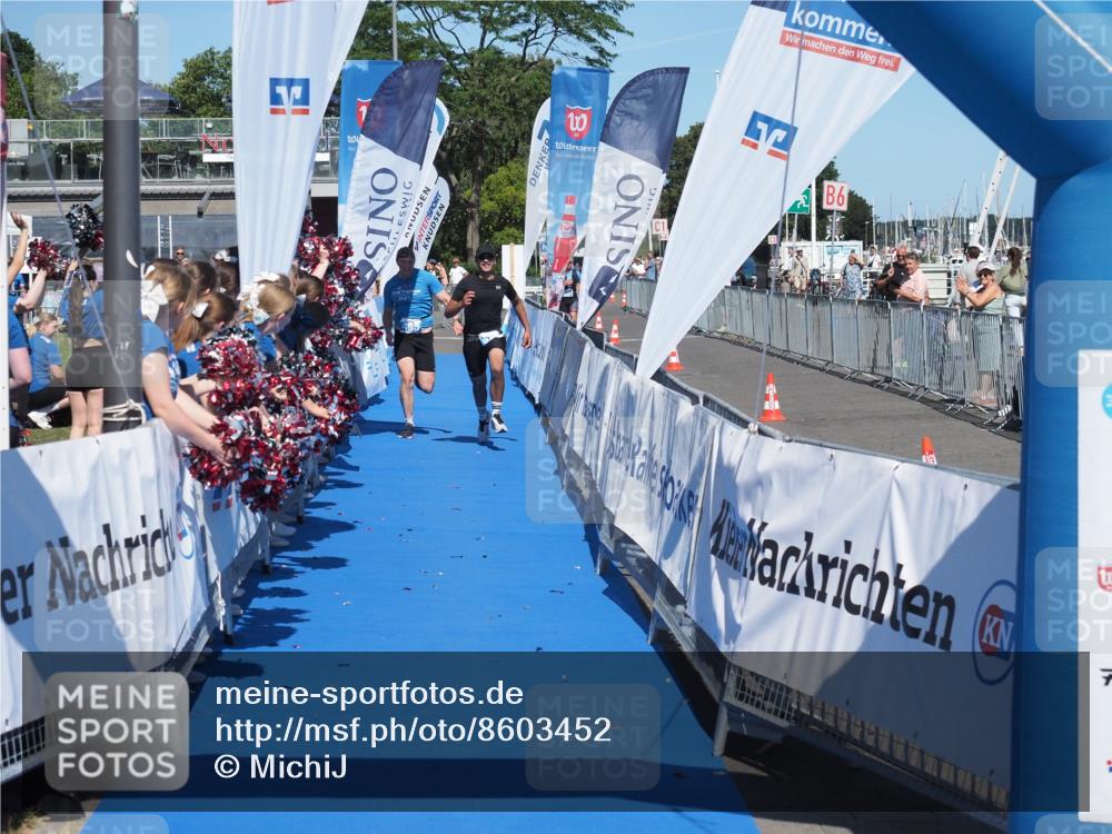 17.08.2025 - KN Förde Triathlon 2025 MichiJ http://msf.ph/oto/8603452 17.08.2025 14:18:04 Laufen 495, 526 meine-sportfotos.de