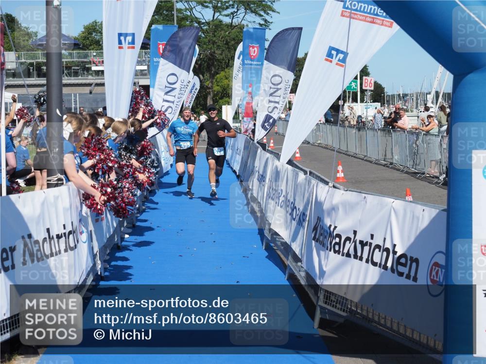17.08.2025 - KN Förde Triathlon 2025 MichiJ http://msf.ph/oto/8603465 17.08.2025 14:18:04 Laufen 495, 526 meine-sportfotos.de