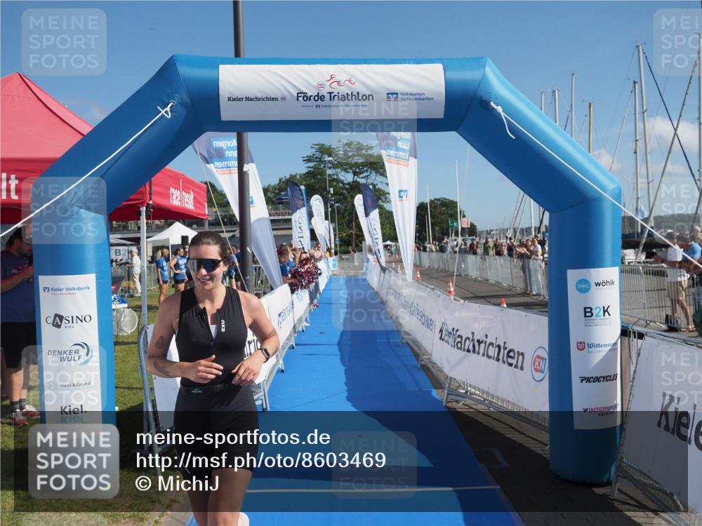 17.08.2025 - KN Förde Triathlon 2025 MichiJ http://msf.ph/oto/8603469 17.08.2025 10:55:27 Laufen 248 meine-sportfotos.de