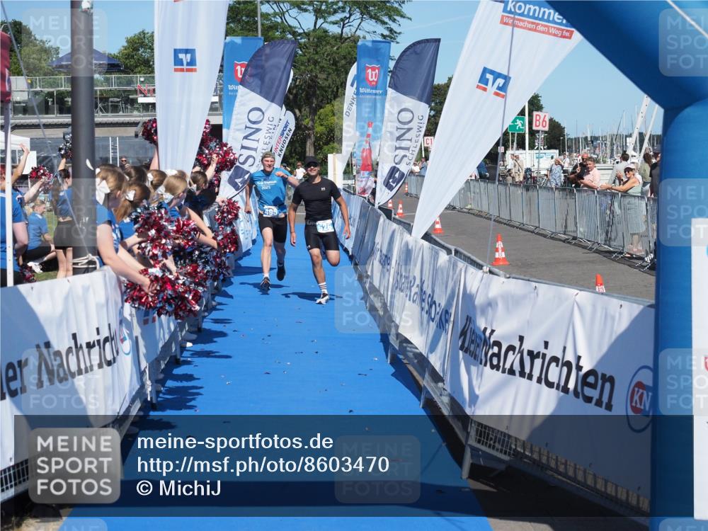 17.08.2025 - KN Förde Triathlon 2025 MichiJ http://msf.ph/oto/8603470 17.08.2025 14:18:04 Laufen 495, 526 meine-sportfotos.de