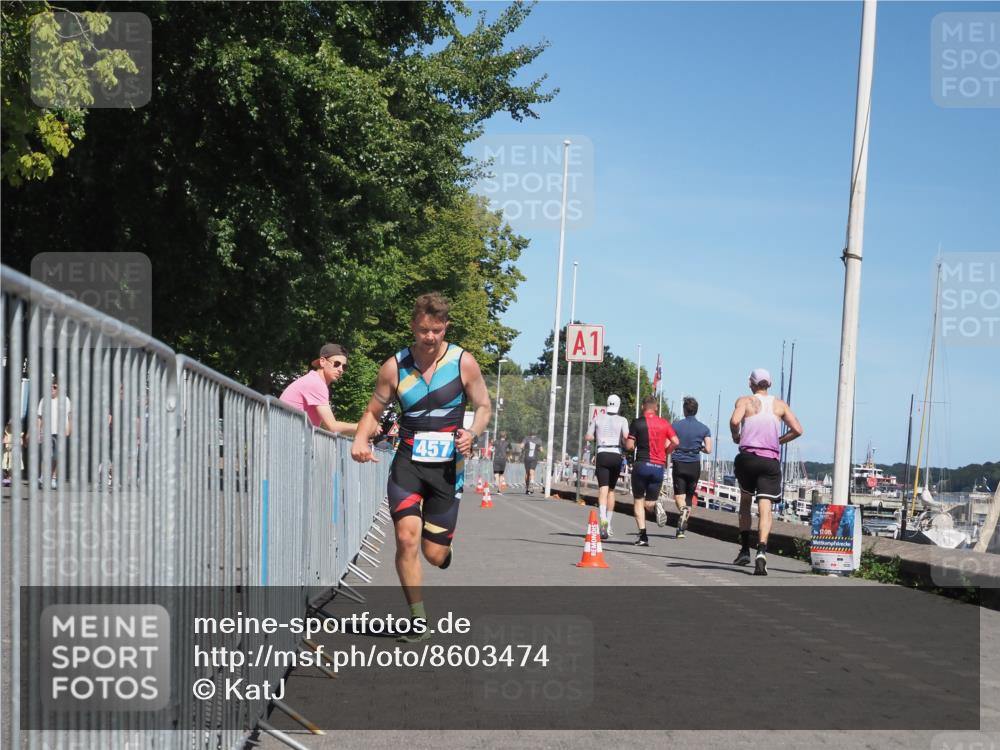 17.08.2025 - KN Förde Triathlon 2025 KatJ http://msf.ph/oto/8603474 17.08.2025 13:45:53 Laufen 457 meine-sportfotos.de