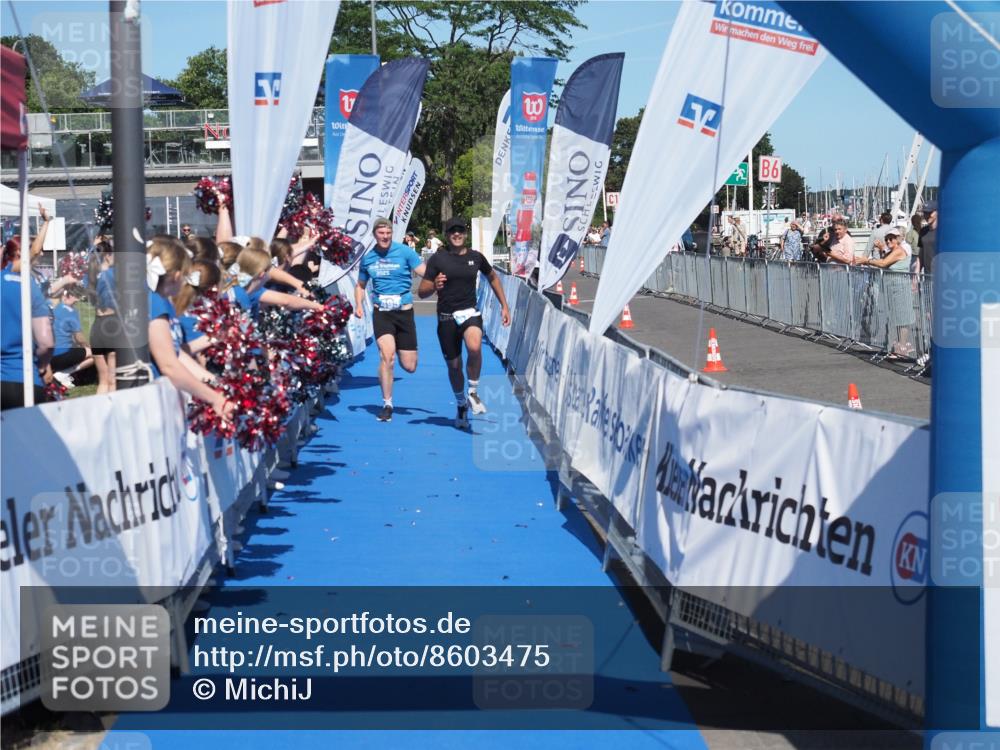 17.08.2025 - KN Förde Triathlon 2025 MichiJ http://msf.ph/oto/8603475 17.08.2025 14:18:04 Laufen 495, 526 meine-sportfotos.de