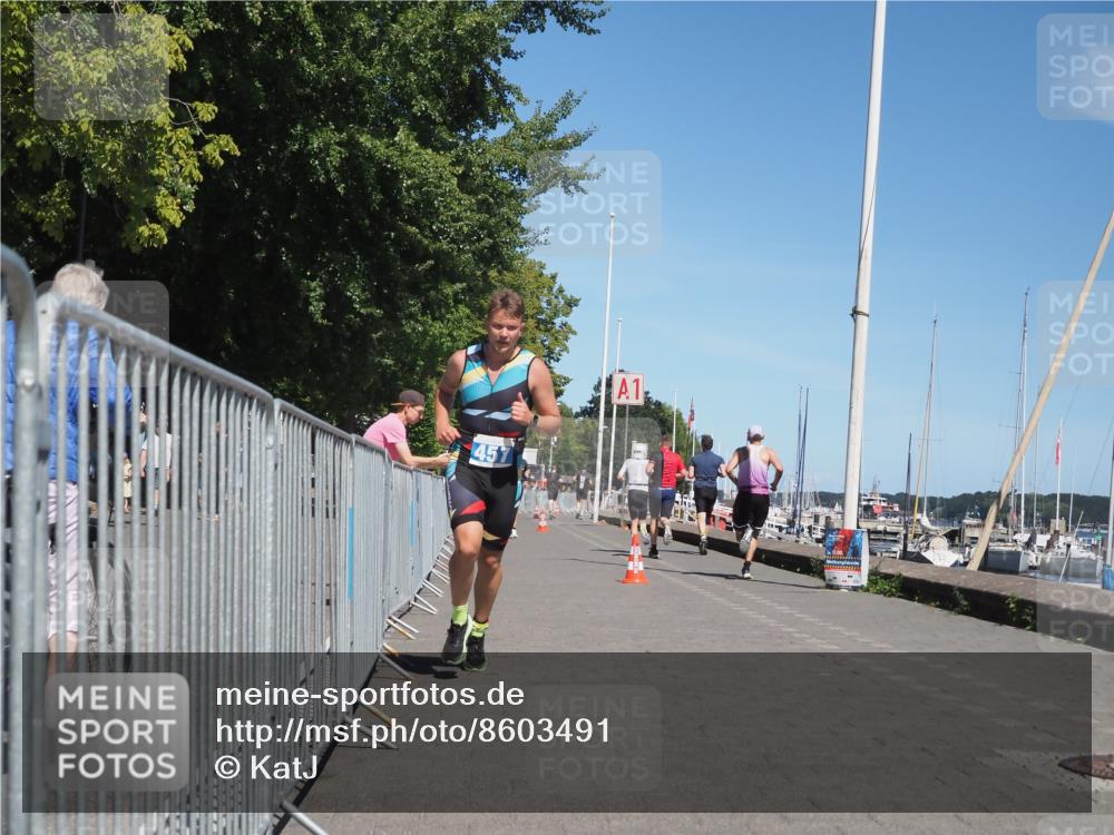17.08.2025 - KN Förde Triathlon 2025 KatJ http://msf.ph/oto/8603491 17.08.2025 13:45:53 Laufen 457 meine-sportfotos.de