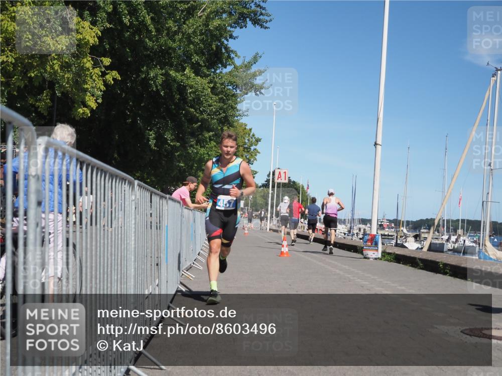 17.08.2025 - KN Förde Triathlon 2025 KatJ http://msf.ph/oto/8603496 17.08.2025 13:45:53 Laufen 457 meine-sportfotos.de