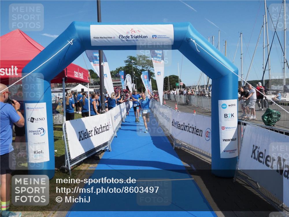 17.08.2025 - KN Förde Triathlon 2025 MichiJ http://msf.ph/oto/8603497 17.08.2025 12:20:22 Laufen 325, 352, 364, 607 meine-sportfotos.de