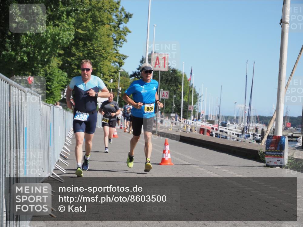 17.08.2025 - KN Förde Triathlon 2025 KatJ http://msf.ph/oto/8603500 17.08.2025 11:56:32 Laufen 350, 609, 635 meine-sportfotos.de