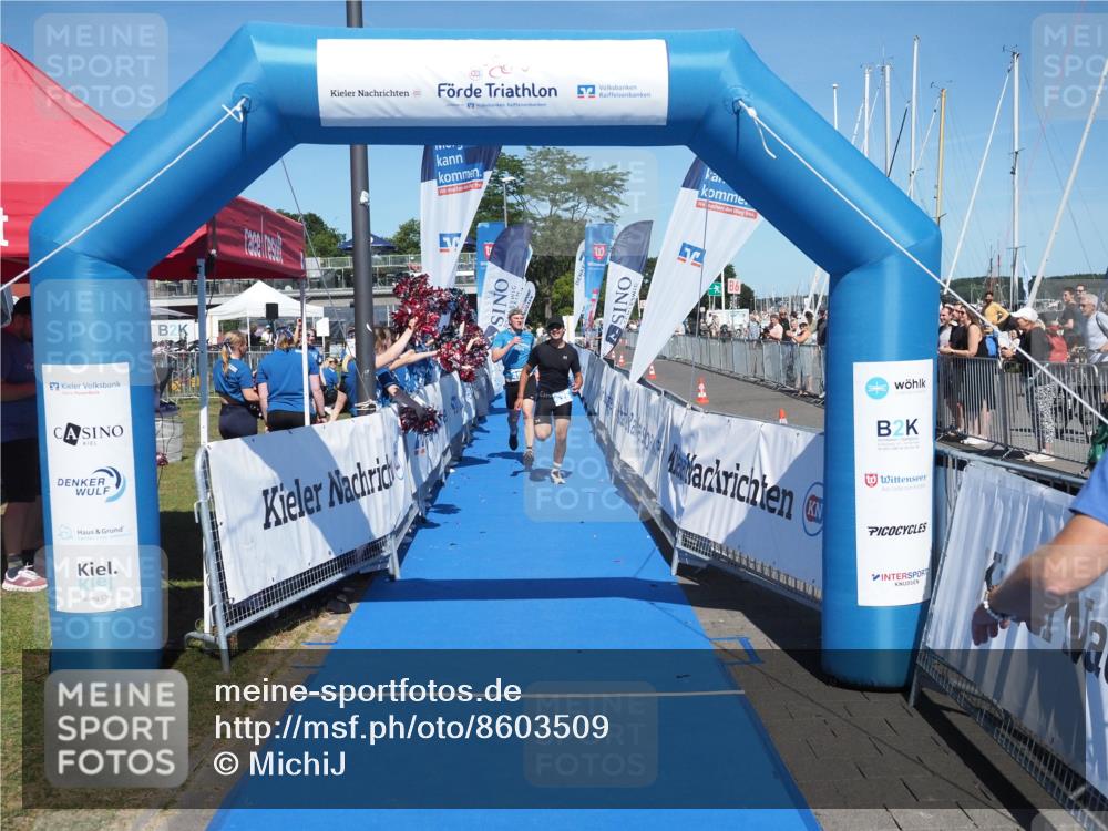 17.08.2025 - KN Förde Triathlon 2025 MichiJ http://msf.ph/oto/8603509 17.08.2025 14:18:05 Laufen 495, 526 meine-sportfotos.de