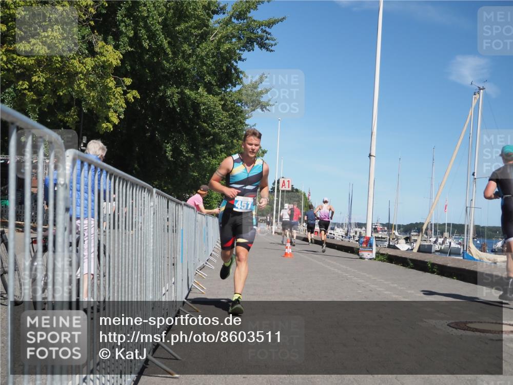 17.08.2025 - KN Förde Triathlon 2025 KatJ http://msf.ph/oto/8603511 17.08.2025 13:45:54 Laufen 457, 507 meine-sportfotos.de