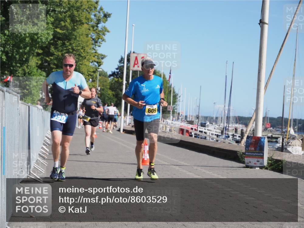 17.08.2025 - KN Förde Triathlon 2025 KatJ http://msf.ph/oto/8603529 17.08.2025 11:56:32 Laufen 350, 609, 635 meine-sportfotos.de