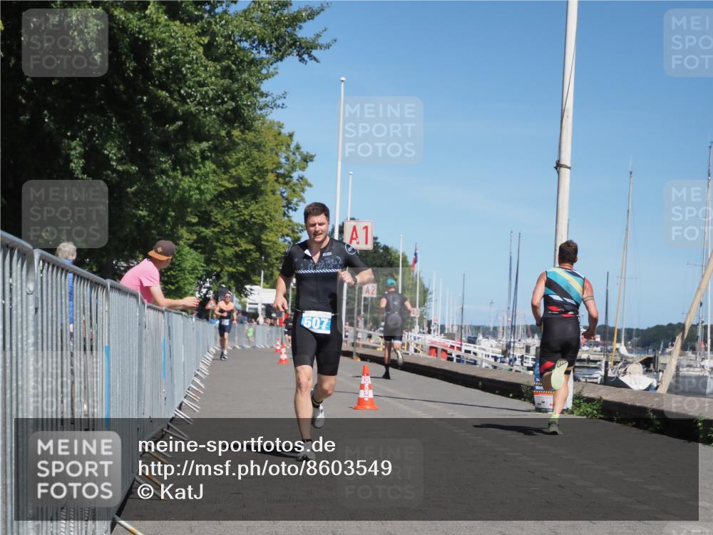 17.08.2025 - KN Förde Triathlon 2025 KatJ http://msf.ph/oto/8603549 17.08.2025 13:46:01 Laufen 507 meine-sportfotos.de