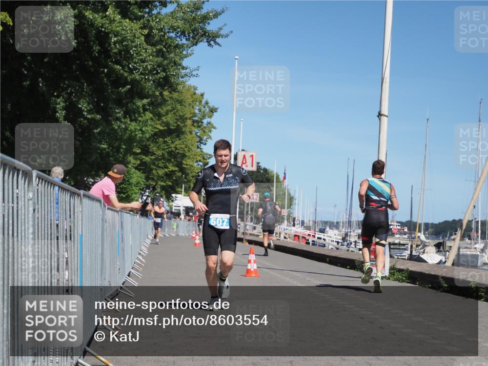 17.08.2025 - KN Förde Triathlon 2025 KatJ http://msf.ph/oto/8603554 17.08.2025 13:46:01 Laufen 507 meine-sportfotos.de