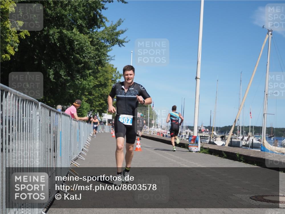 17.08.2025 - KN Förde Triathlon 2025 KatJ http://msf.ph/oto/8603578 17.08.2025 13:46:02 Laufen 507 meine-sportfotos.de