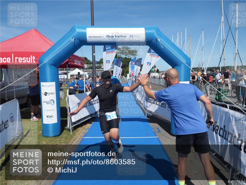 17.08.2025 - KN Förde Triathlon 2025 MichiJ http://msf.ph/oto/8603585 17.08.2025 14:18:07 Laufen 495, 526 meine-sportfotos.de