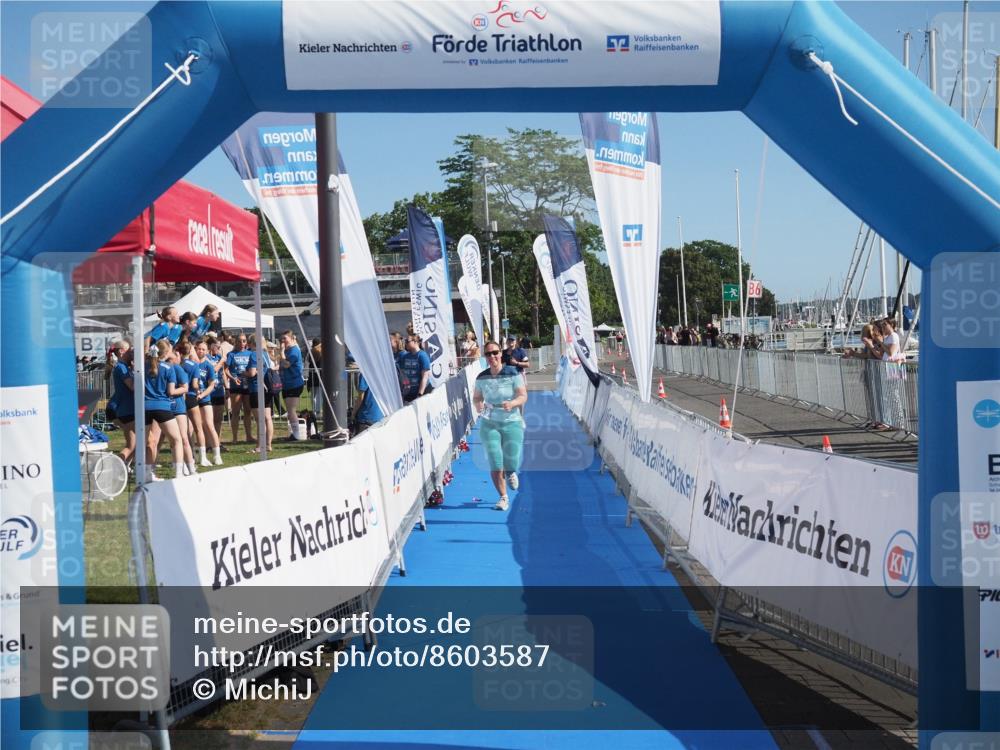 17.08.2025 - KN Förde Triathlon 2025 MichiJ http://msf.ph/oto/8603587 17.08.2025 10:56:02 Laufen 219 meine-sportfotos.de