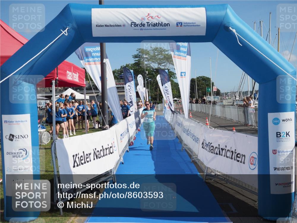 17.08.2025 - KN Förde Triathlon 2025 MichiJ http://msf.ph/oto/8603593 17.08.2025 10:56:02 Laufen 219 meine-sportfotos.de