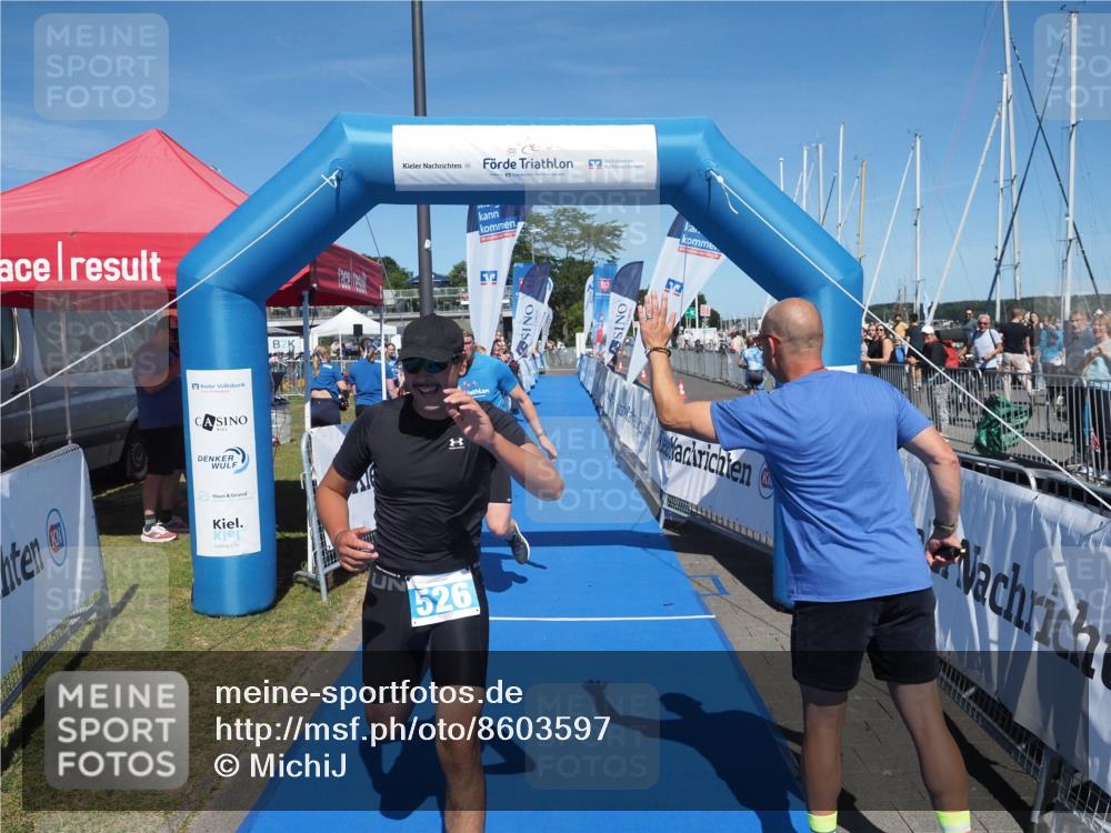 17.08.2025 - KN Förde Triathlon 2025 MichiJ http://msf.ph/oto/8603597 17.08.2025 14:18:07 Laufen 495, 526 meine-sportfotos.de