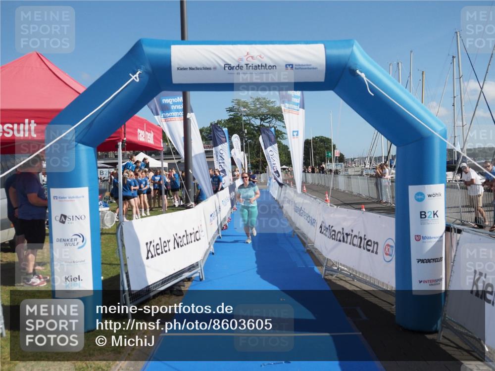 17.08.2025 - KN Förde Triathlon 2025 MichiJ http://msf.ph/oto/8603605 17.08.2025 10:56:03 Laufen 219 meine-sportfotos.de