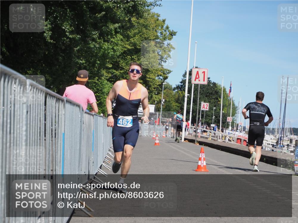 17.08.2025 - KN Förde Triathlon 2025 KatJ http://msf.ph/oto/8603626 17.08.2025 13:46:12 Laufen 462 meine-sportfotos.de