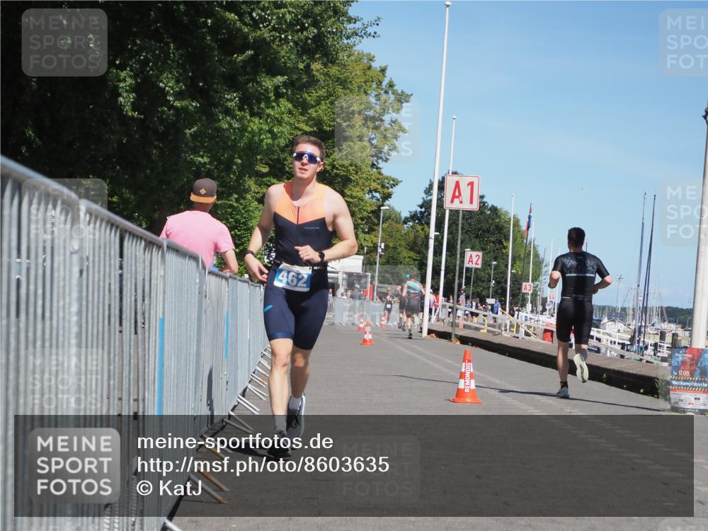 17.08.2025 - KN Förde Triathlon 2025 KatJ http://msf.ph/oto/8603635 17.08.2025 13:46:12 Laufen 462 meine-sportfotos.de