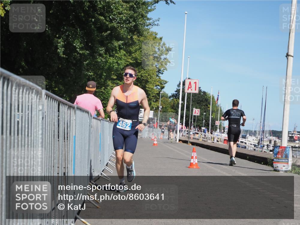 17.08.2025 - KN Förde Triathlon 2025 KatJ http://msf.ph/oto/8603641 17.08.2025 13:46:12 Laufen 462 meine-sportfotos.de