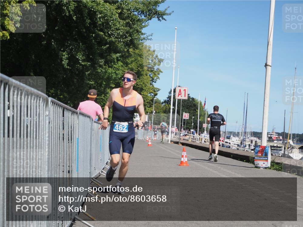 17.08.2025 - KN Förde Triathlon 2025 KatJ http://msf.ph/oto/8603658 17.08.2025 13:46:13 Laufen 462 meine-sportfotos.de