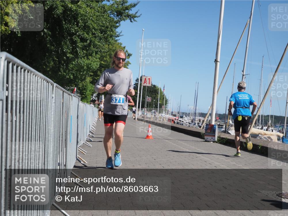 17.08.2025 - KN Förde Triathlon 2025 KatJ http://msf.ph/oto/8603663 17.08.2025 11:56:41 Laufen 356, 371, 618, 635 meine-sportfotos.de