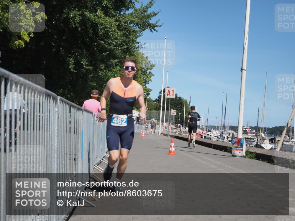 17.08.2025 - KN Förde Triathlon 2025 KatJ http://msf.ph/oto/8603675 17.08.2025 13:46:13 Laufen 462 meine-sportfotos.de