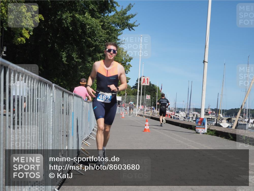 17.08.2025 - KN Förde Triathlon 2025 KatJ http://msf.ph/oto/8603680 17.08.2025 13:46:14 Laufen 462 meine-sportfotos.de
