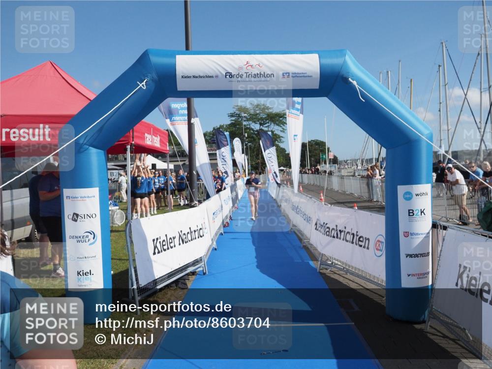 17.08.2025 - KN Förde Triathlon 2025 MichiJ http://msf.ph/oto/8603704 17.08.2025 10:56:06 Laufen 195, 219 meine-sportfotos.de