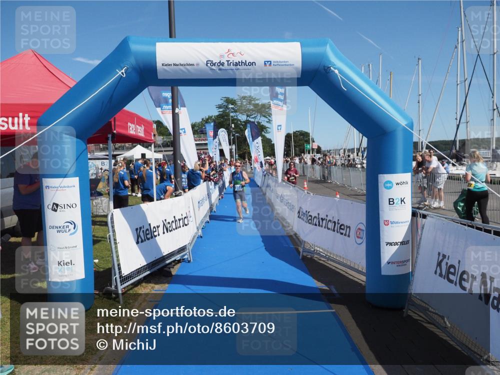 17.08.2025 - KN Förde Triathlon 2025 MichiJ http://msf.ph/oto/8603709 17.08.2025 12:20:27 Laufen 325, 348, 352, 607 meine-sportfotos.de