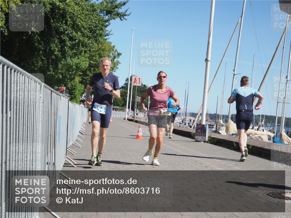 17.08.2025 - KN Förde Triathlon 2025 KatJ http://msf.ph/oto/8603716 17.08.2025 11:56:43 Laufen 356, 371, 618, 623 meine-sportfotos.de