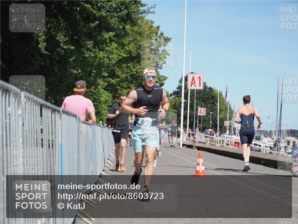 17.08.2025 - KN Förde Triathlon 2025 KatJ http://msf.ph/oto/8603723 17.08.2025 13:46:23 Laufen 448, 459, 490 meine-sportfotos.de