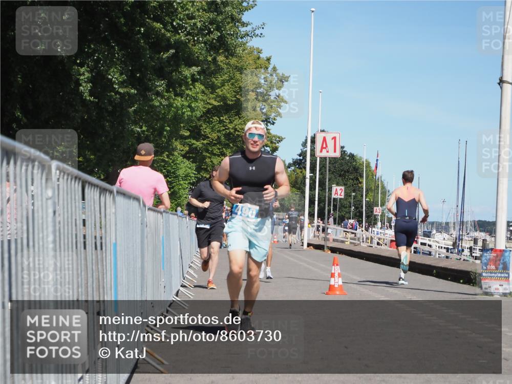 17.08.2025 - KN Förde Triathlon 2025 KatJ http://msf.ph/oto/8603730 17.08.2025 13:46:24 Laufen 448, 459, 490 meine-sportfotos.de
