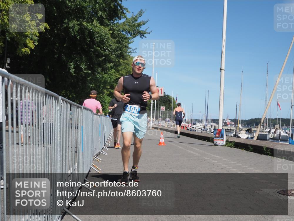 17.08.2025 - KN Förde Triathlon 2025 KatJ http://msf.ph/oto/8603760 17.08.2025 13:46:25 Laufen 448, 459, 490 meine-sportfotos.de