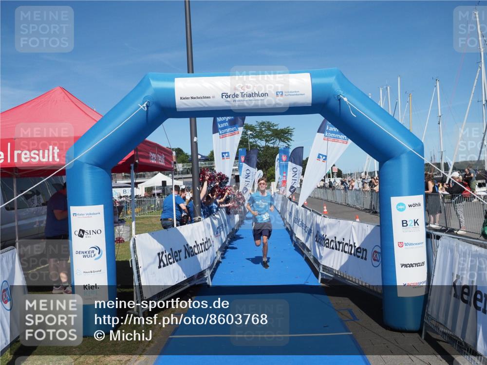 17.08.2025 - KN Förde Triathlon 2025 MichiJ http://msf.ph/oto/8603768 17.08.2025 14:18:49 Laufen 478 meine-sportfotos.de