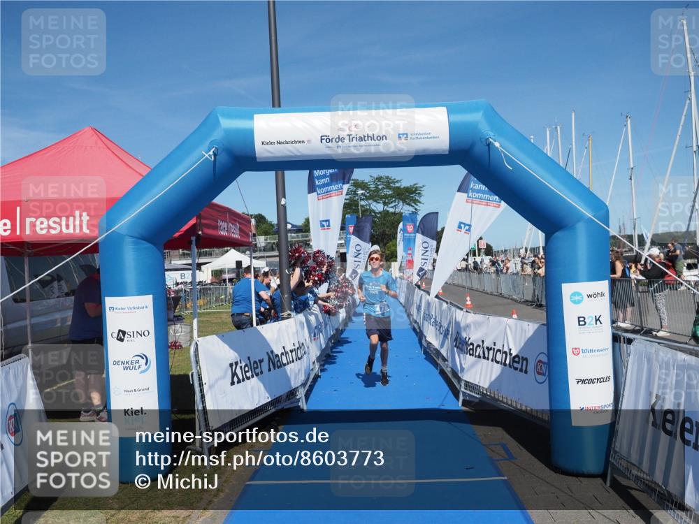 17.08.2025 - KN Förde Triathlon 2025 MichiJ http://msf.ph/oto/8603773 17.08.2025 14:18:49 Laufen 478 meine-sportfotos.de