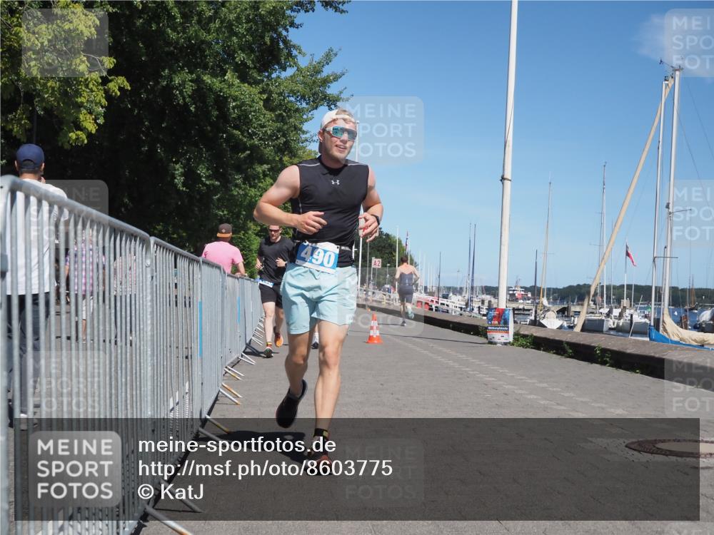 17.08.2025 - KN Förde Triathlon 2025 KatJ http://msf.ph/oto/8603775 17.08.2025 13:46:26 Laufen 448, 459, 490 meine-sportfotos.de