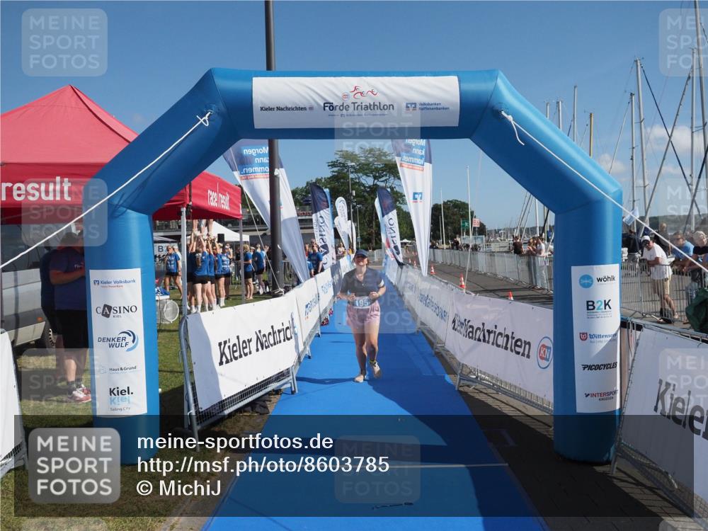 17.08.2025 - KN Förde Triathlon 2025 MichiJ http://msf.ph/oto/8603785 17.08.2025 10:56:09 Laufen 195, 219 meine-sportfotos.de