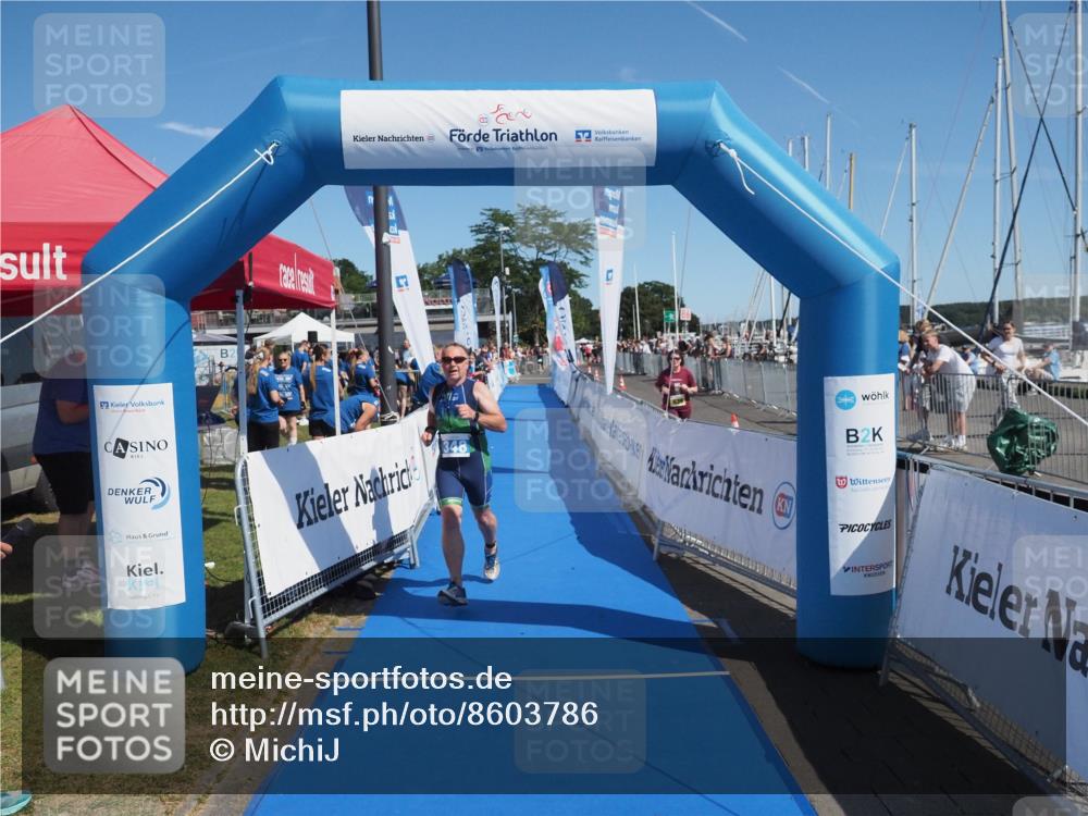 17.08.2025 - KN Förde Triathlon 2025 MichiJ http://msf.ph/oto/8603786 17.08.2025 12:20:29 Laufen 325, 348, 352, 607 meine-sportfotos.de