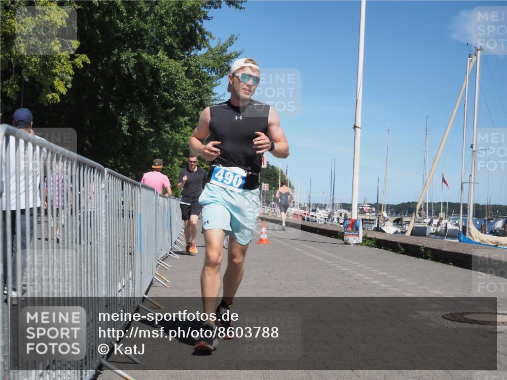 17.08.2025 - KN Förde Triathlon 2025 KatJ http://msf.ph/oto/8603788 17.08.2025 13:46:26 Laufen 448, 459, 490 meine-sportfotos.de