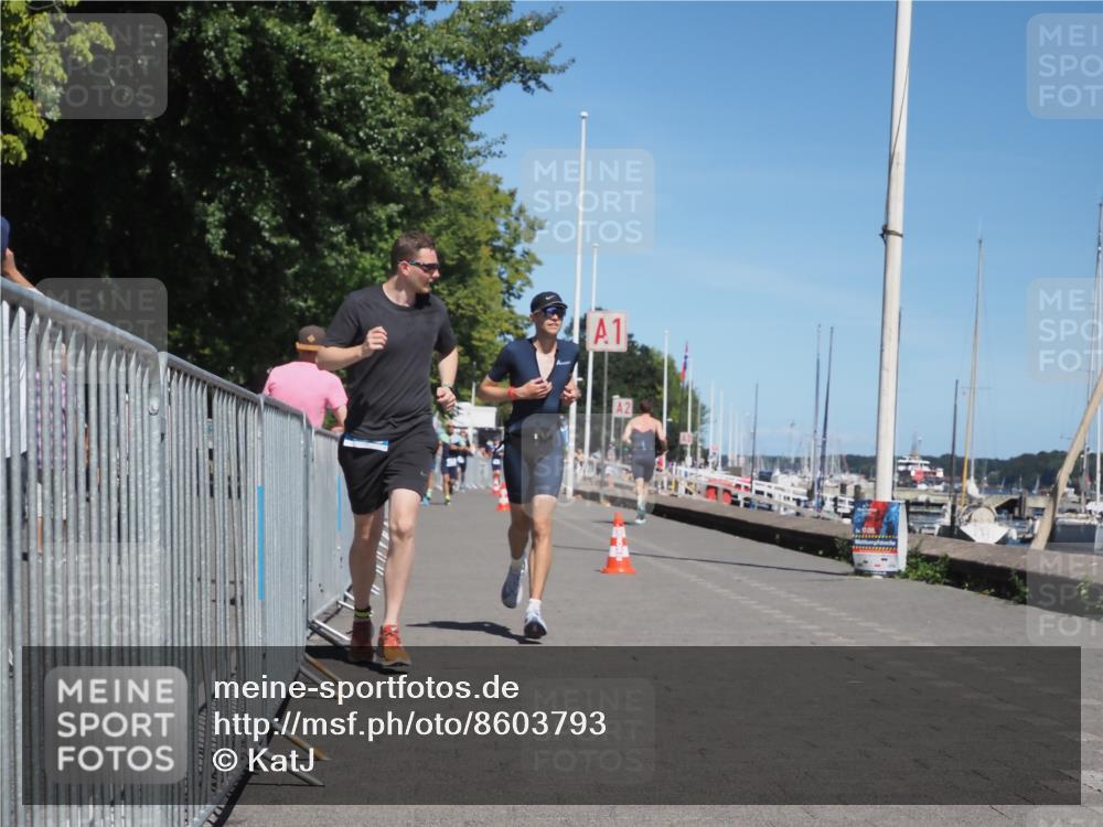 17.08.2025 - KN Förde Triathlon 2025 KatJ http://msf.ph/oto/8603793 17.08.2025 13:46:27 Laufen 448, 459, 490 meine-sportfotos.de